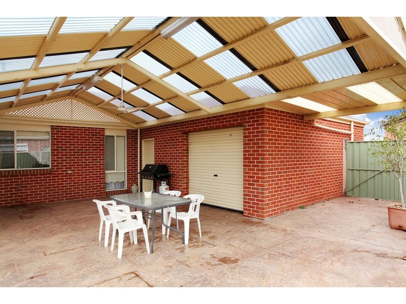 6 Tahara Court, Werribee VIC 3030