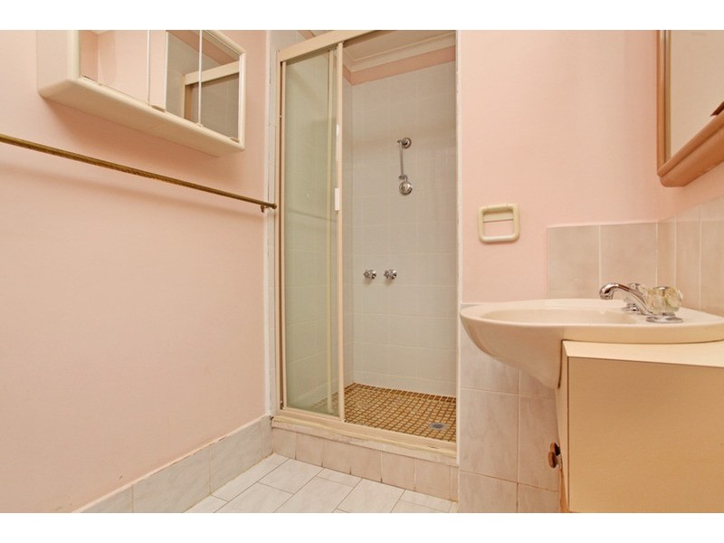 2/20 Quarbing Street, Werribee VIC 3030