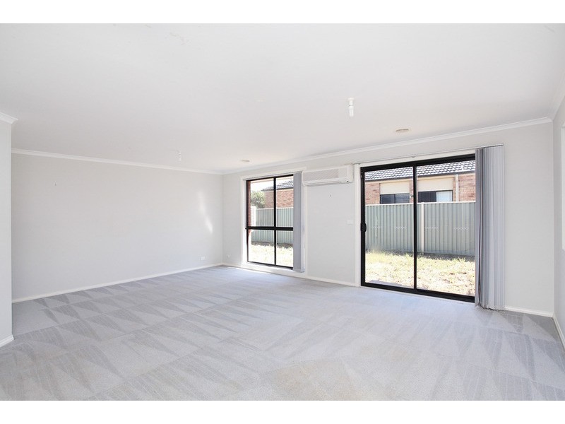 16 Cavendish Drive, Point Cook VIC 3030