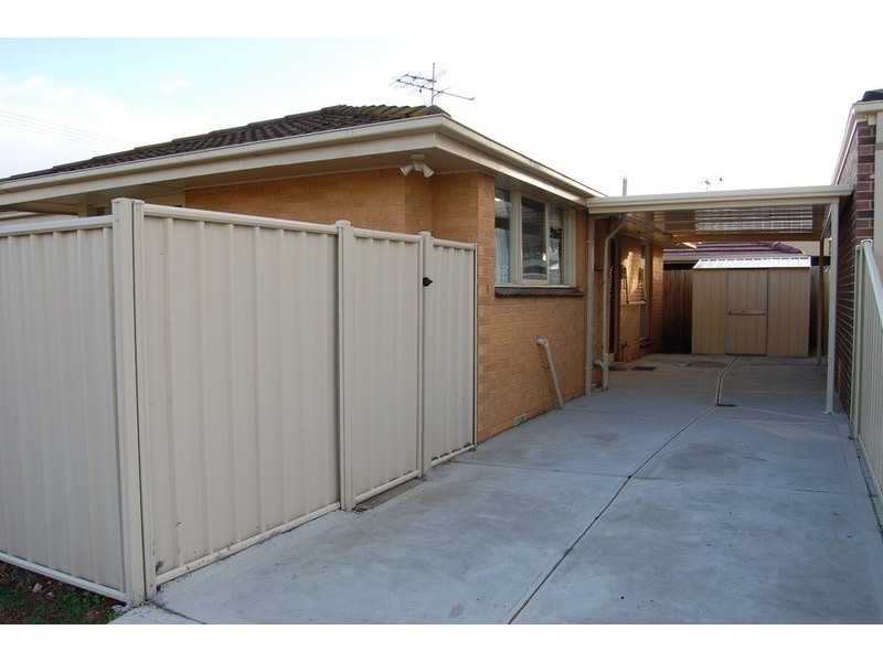 198 Heaths Road, Hoppers Crossing VIC 3029