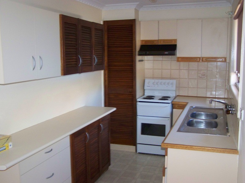 12/31-33 Deutgam Street, Werribee VIC 3030