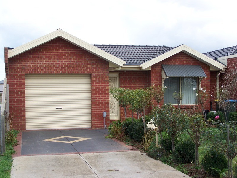 1/236 Wattle Avenue, Werribee VIC 3030