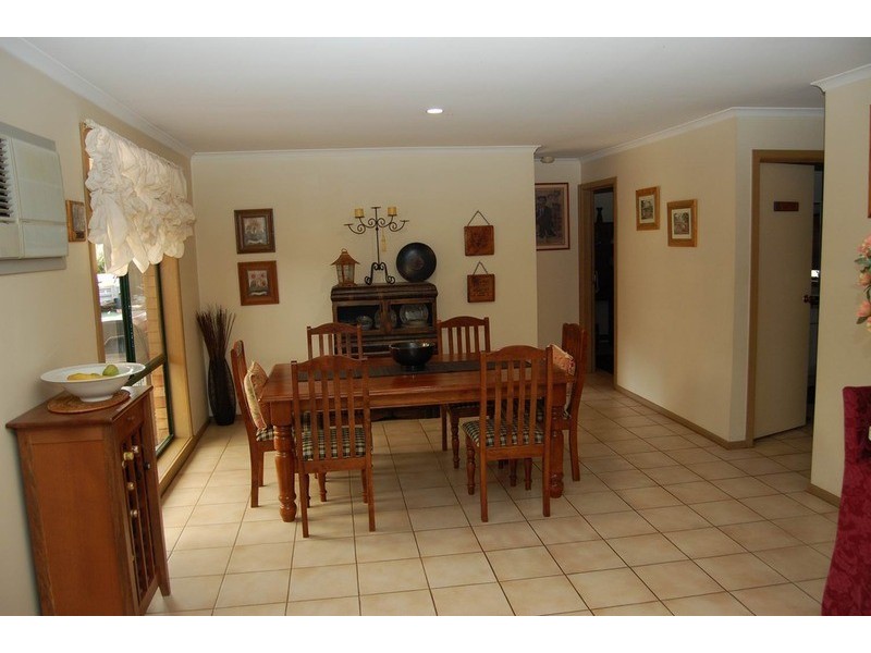 2 Quarrion Court, Hoppers Crossing VIC 3029