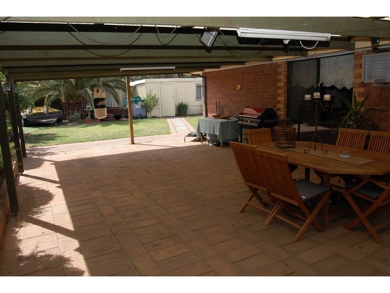2 Quarrion Court, Hoppers Crossing VIC 3029