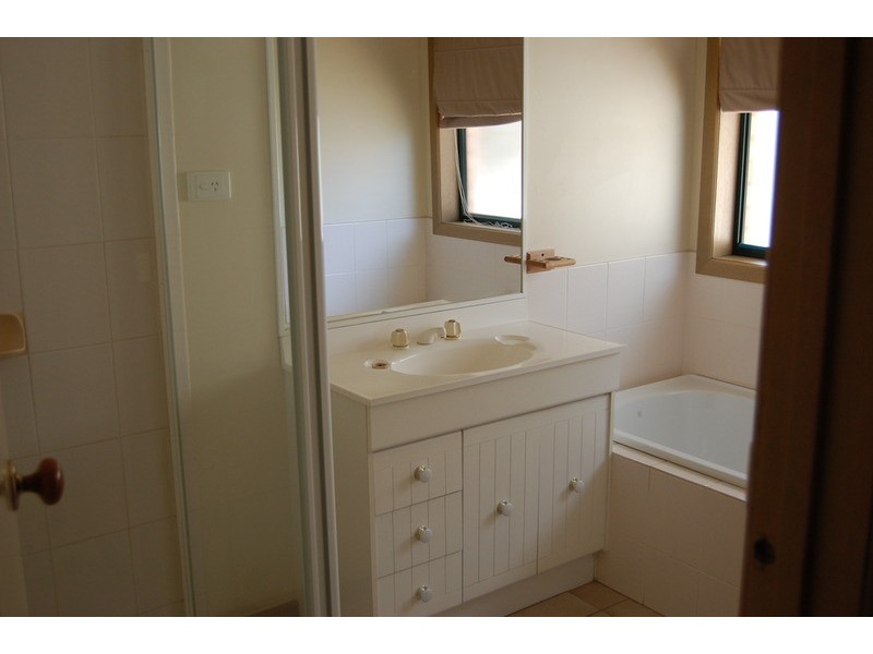 2 Quarrion Court, Hoppers Crossing VIC 3029