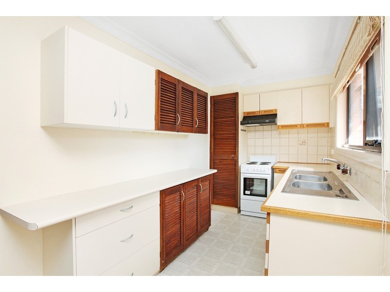 12/31-33 Deutgam Street, Werribee VIC 3030