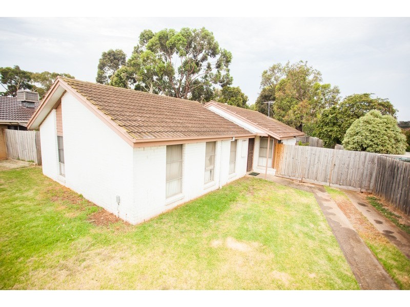 15 Nunniong Street, Werribee VIC 3030