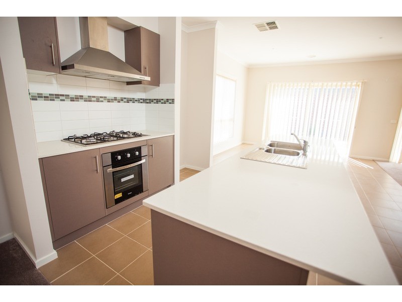 54 Clearwood Drive, Truganina VIC 3029