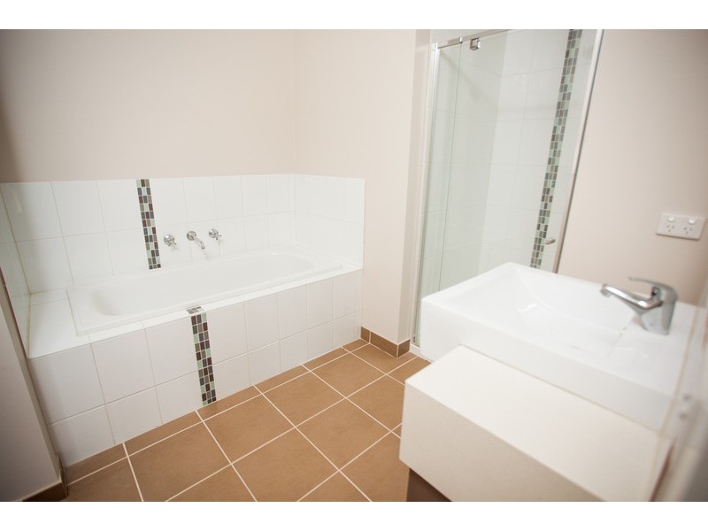 54 Clearwood Drive, Truganina VIC 3029