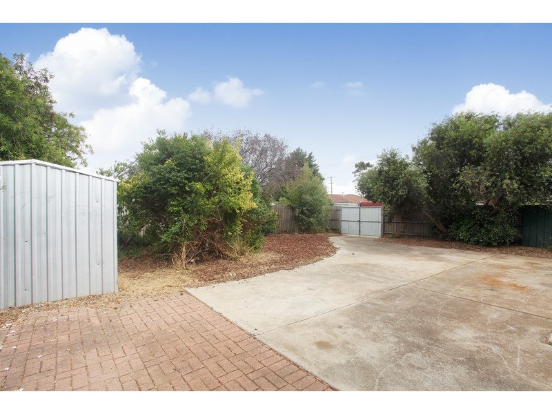 2A Illawong Grove, Werribee VIC 3030