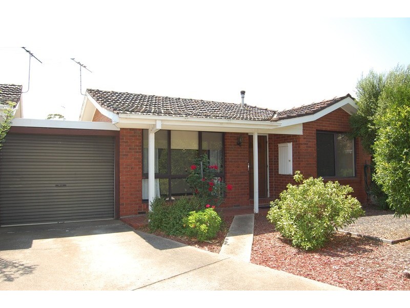 13/31-33 Deutgam Street, Werribee VIC 3030