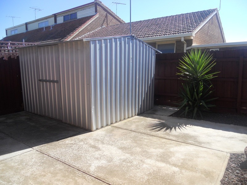 13/31-33 Deutgam Street, Werribee VIC 3030