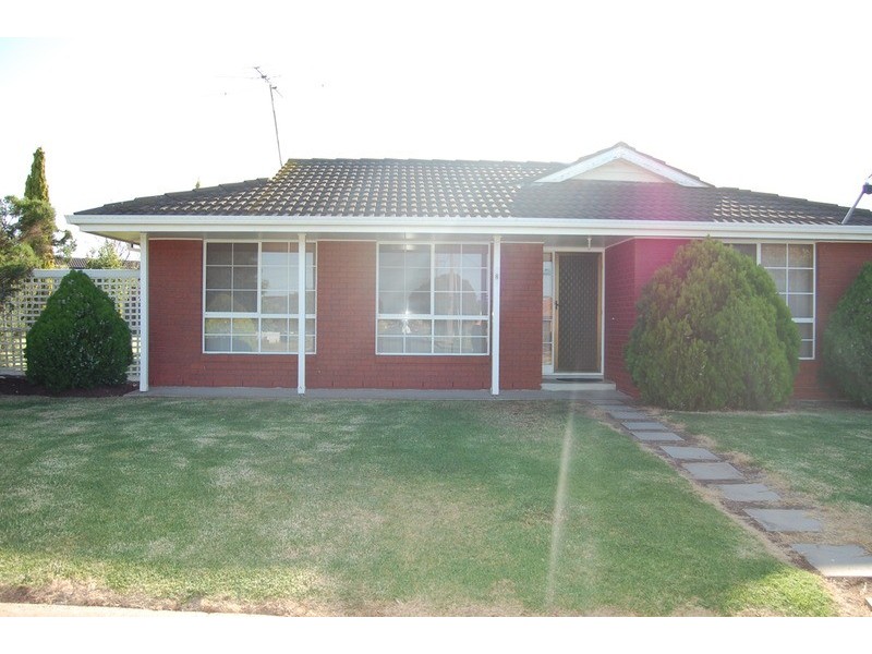 8 Hotham Crescent, Hoppers Crossing VIC 3029
