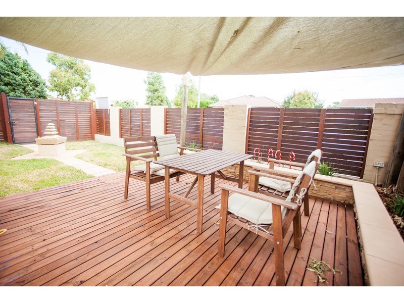 3/20 Retreat  Place, Werribee VIC 3030