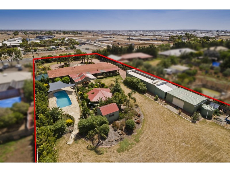 595 Tarneit Road, Tarneit VIC 3029