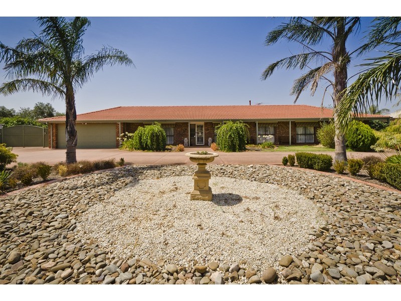 595 Tarneit Road, Tarneit VIC 3029