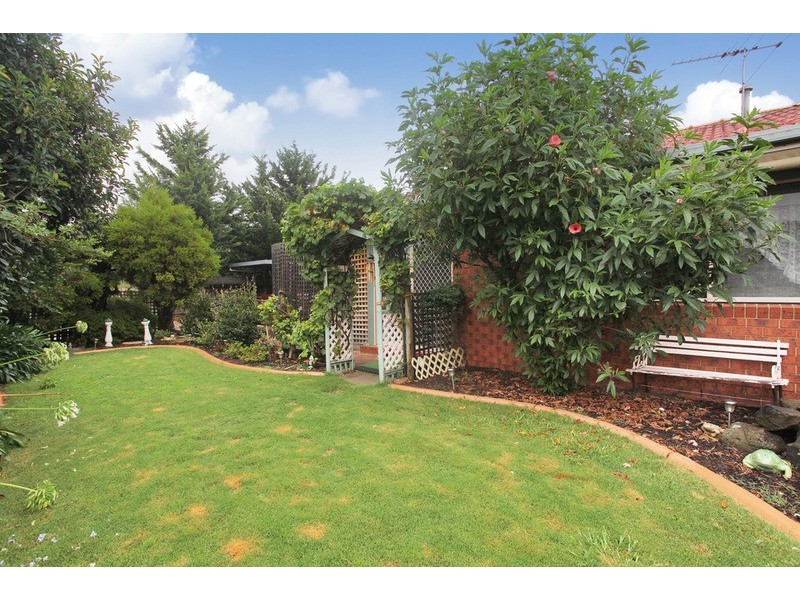 102 Cambridge Crescent, Wyndham Vale VIC 3024