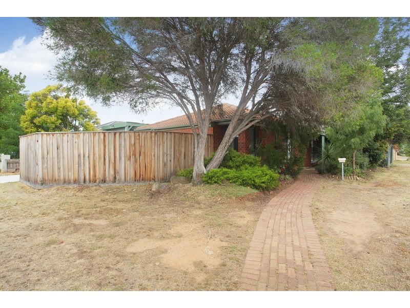 14 Dalpura Court, Werribee VIC 3030
