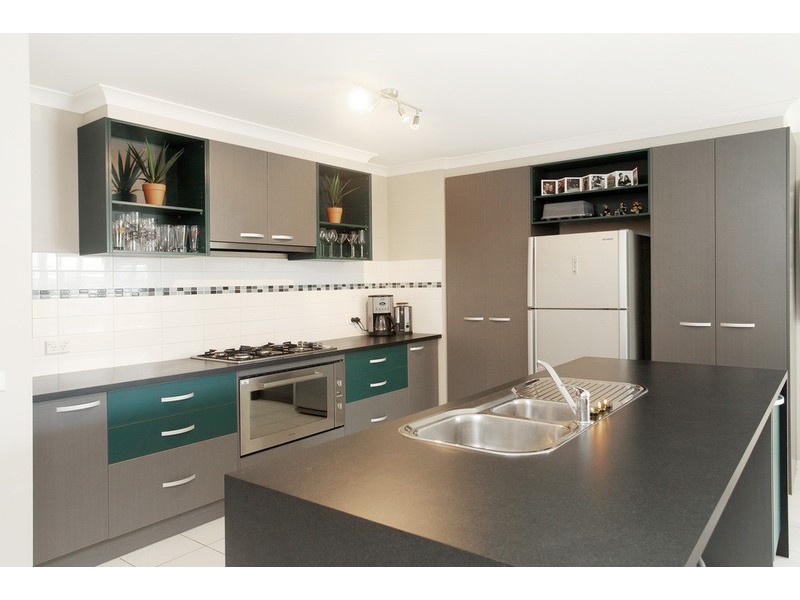 8 Nighthawk Road, Tarneit VIC 3029