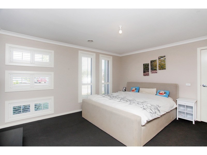 8 Nighthawk Road, Tarneit VIC 3029