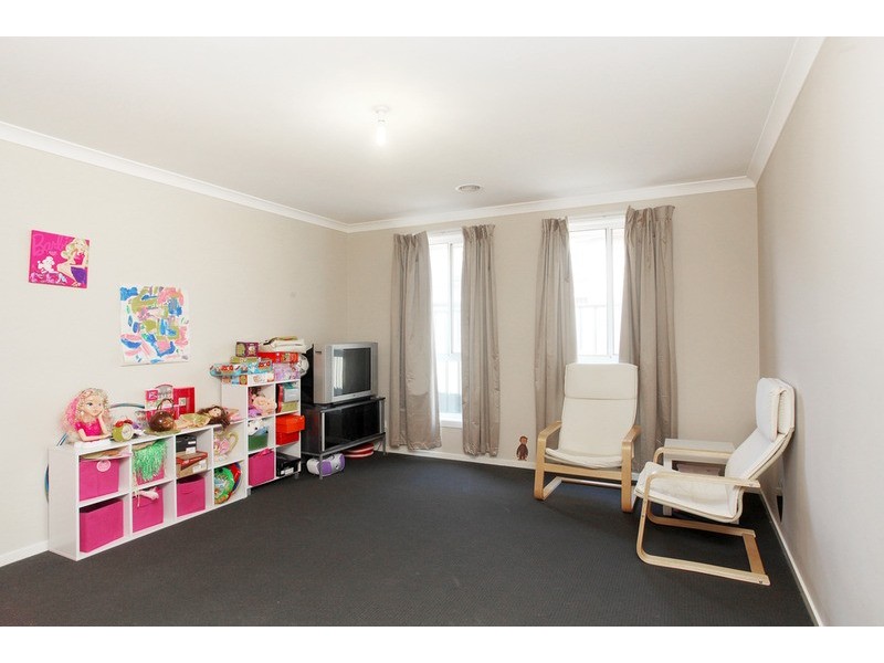 8 Nighthawk Road, Tarneit VIC 3029