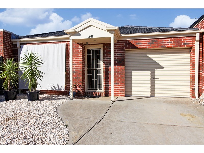 2/12 Halladale Avenue, Wyndham Vale VIC 3024