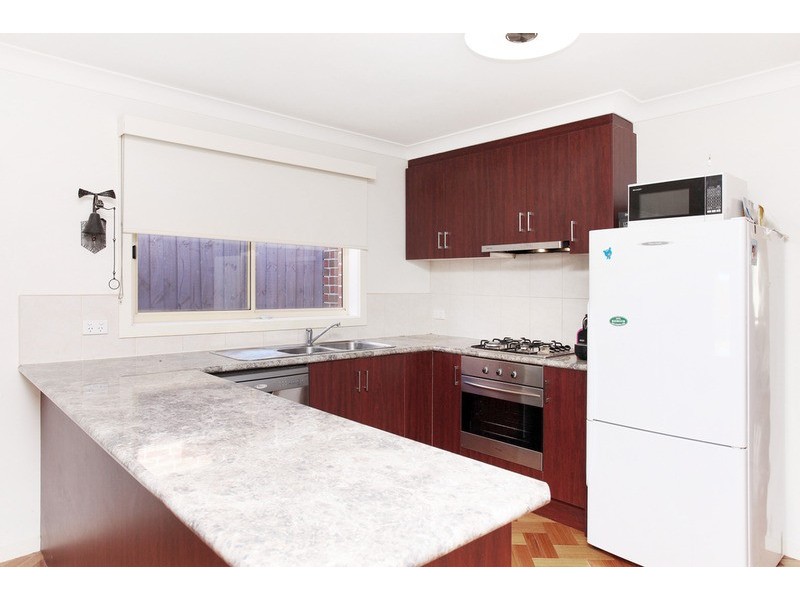 2/12 Halladale Avenue, Wyndham Vale VIC 3024