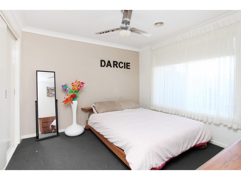 2/12 Halladale Avenue, Wyndham Vale VIC 3024