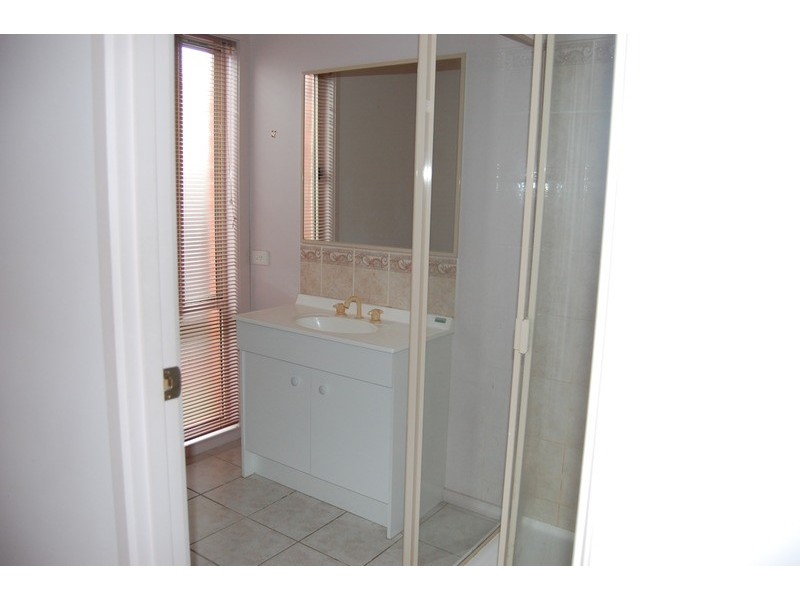 17 Alsace Avenue, Hoppers Crossing VIC 3029