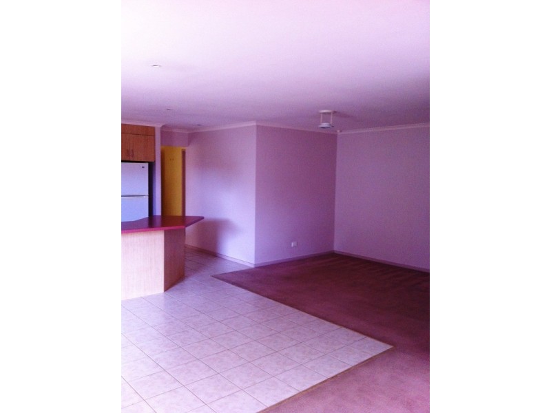 17 Alsace Avenue, Hoppers Crossing VIC 3029