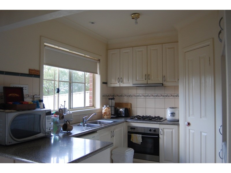 2/359 Morris Road, Hoppers Crossing VIC 3029