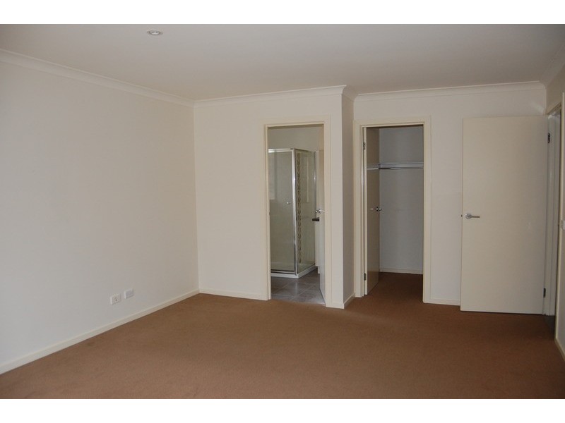 50 Vaughan Chase, Wyndham Vale VIC 3024