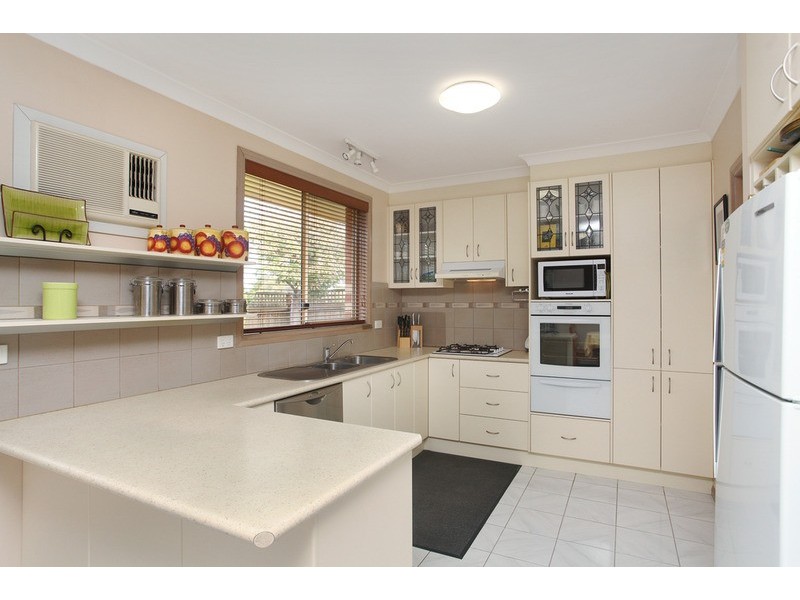 1/102 Hogans Road, Hoppers Crossing VIC 3029