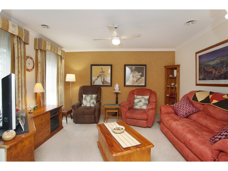 1/102 Hogans Road, Hoppers Crossing VIC 3029
