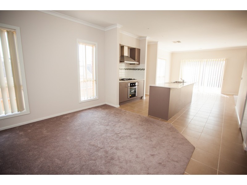 54 Clearwood Drive, Truganina VIC 3029