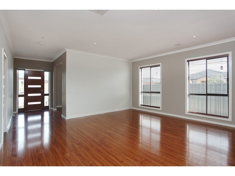 6 Finsbury Crescent, Wyndham Vale VIC 3024