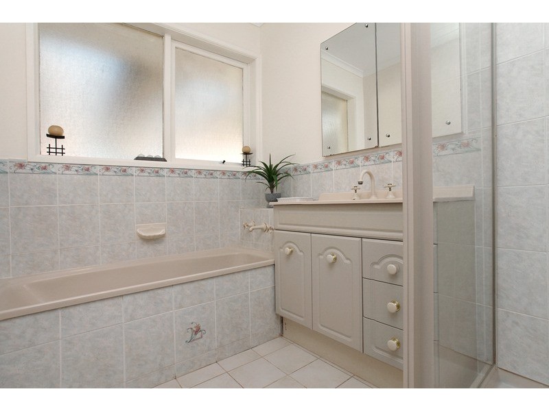 184 Tarneit Road, Werribee VIC 3030