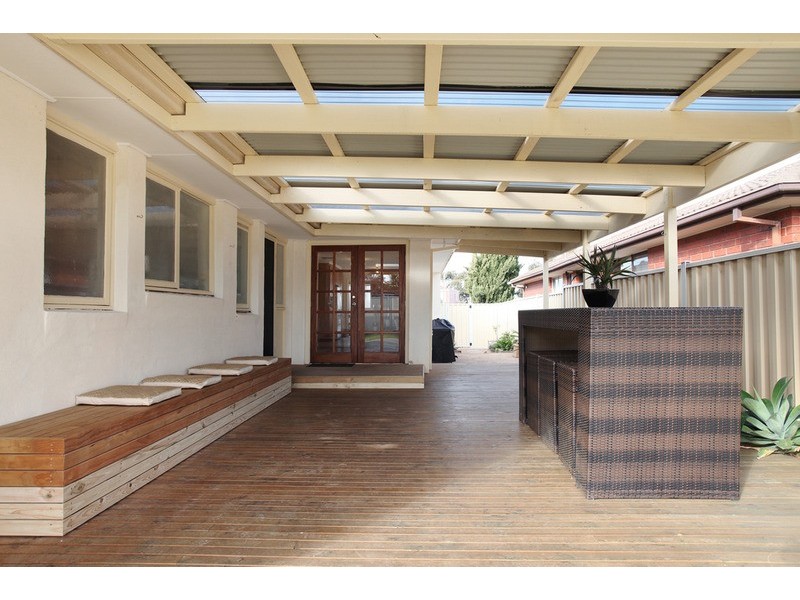 184 Tarneit Road, Werribee VIC 3030