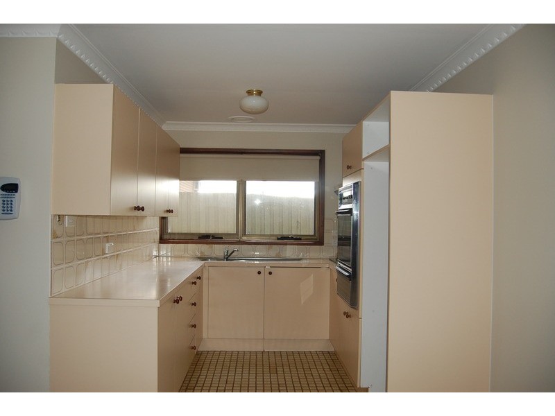 24/18-20 Glen Street, Werribee VIC 3030