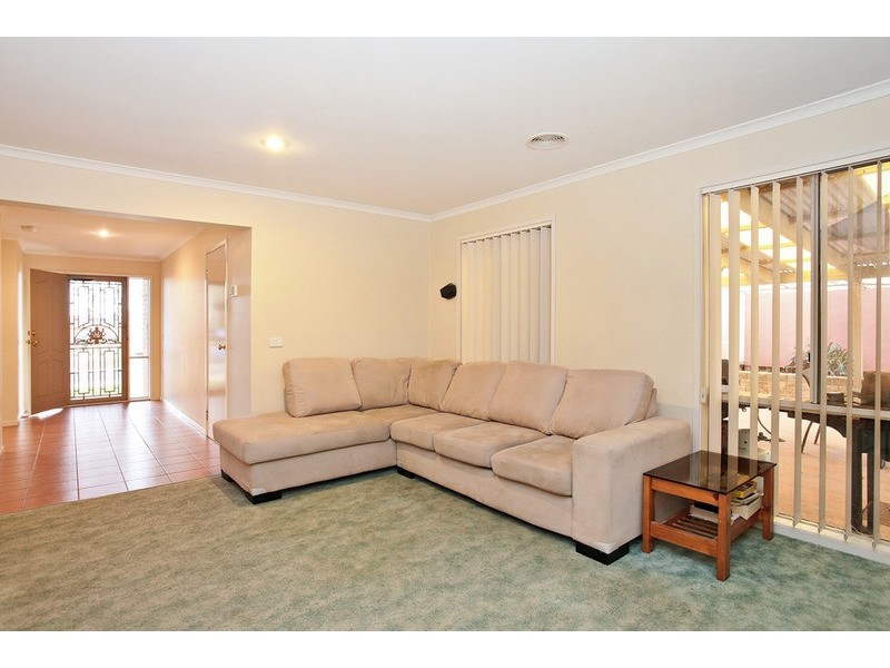 33 Breton Drive, Hoppers Crossing VIC 3029