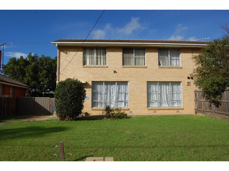 9 Golden Avenue, Werribee VIC 3030