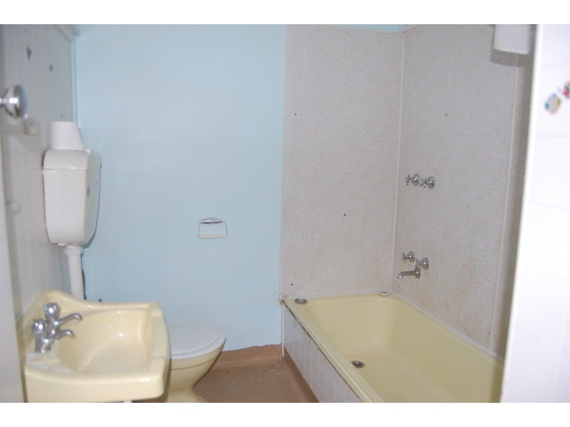 9 Golden Avenue, Werribee VIC 3030