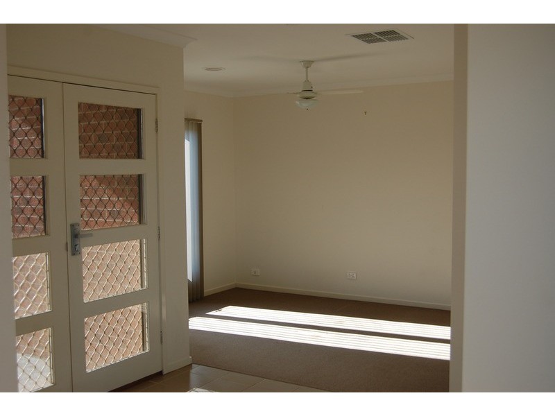 13 Drift Street, Point Cook VIC 3030