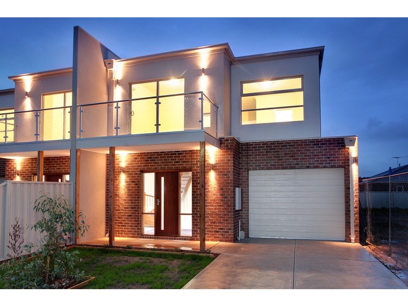 1 and 2 / 4 Tedesco Court, Werribee VIC 3030