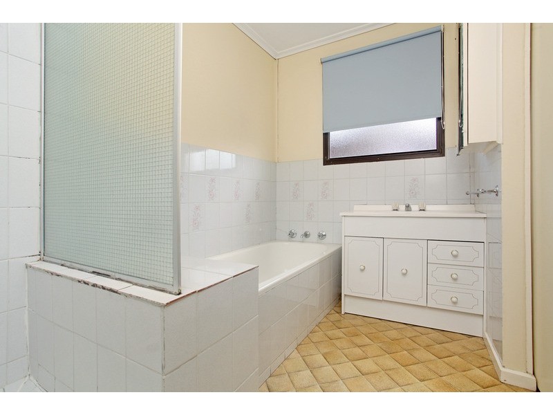 10 Parrakeet Road, Werribee VIC 3030