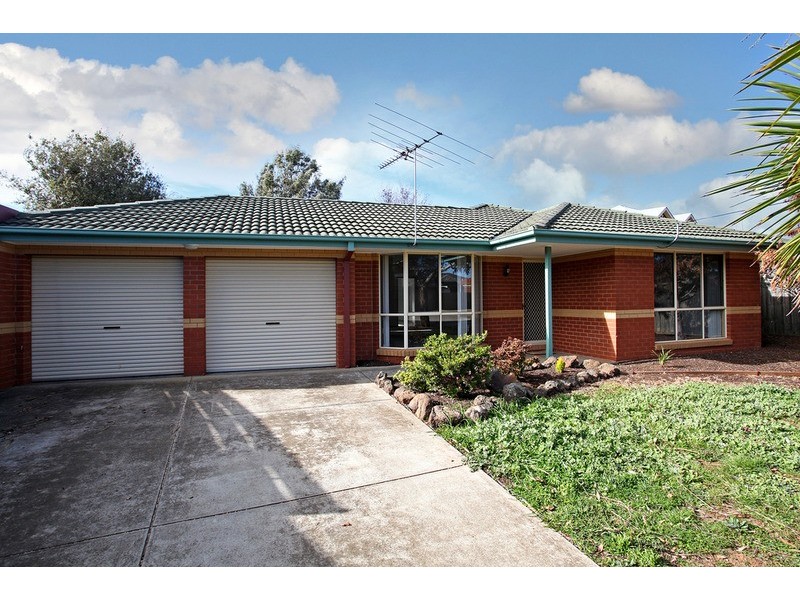 76 Edwards Road, Werribee VIC 3030