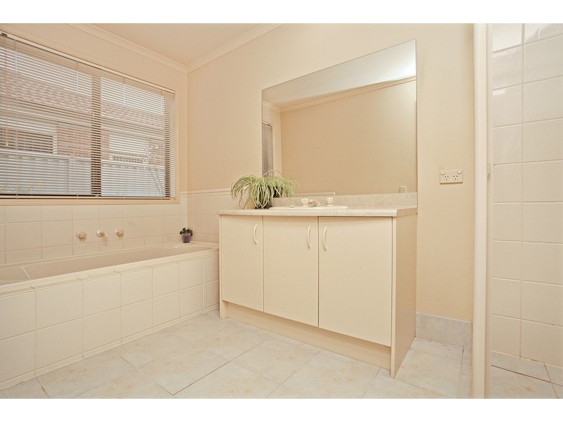 3 Sandalwood Circuit, Tarneit VIC 3029
