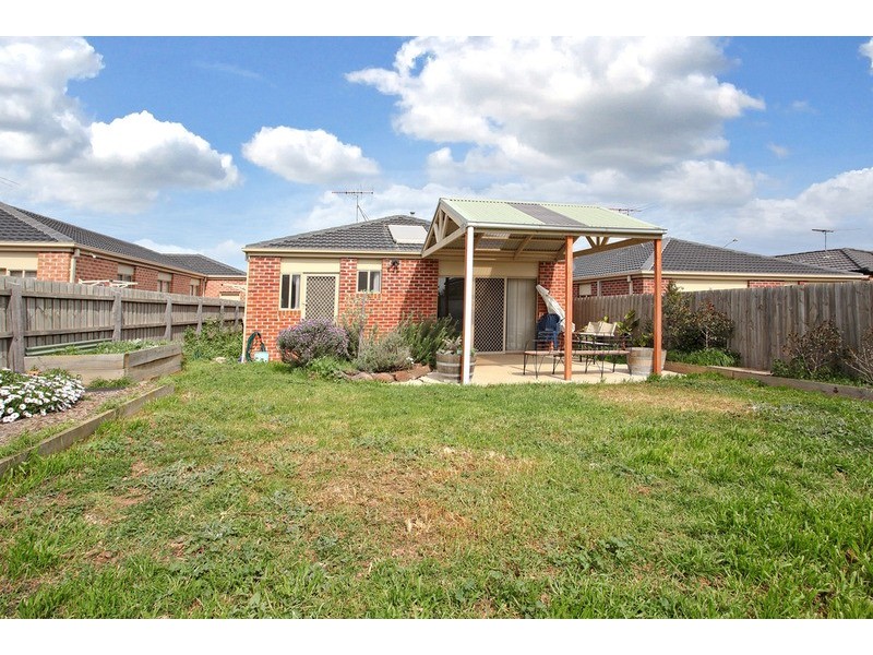 24 Tony Drive, Truganina VIC 3029