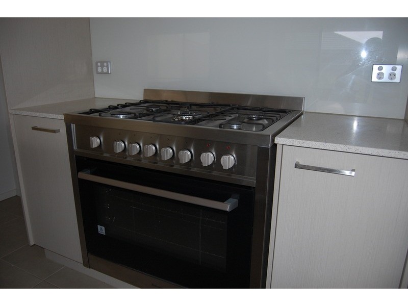 12 Finsbury Crescent, Wyndham Vale VIC 3024