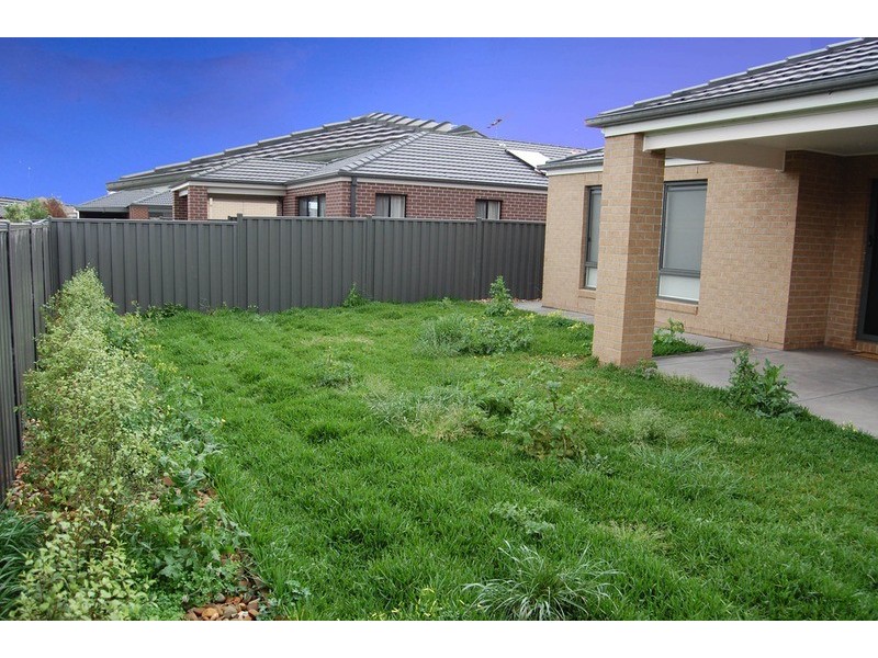 12 Finsbury Crescent, Wyndham Vale VIC 3024